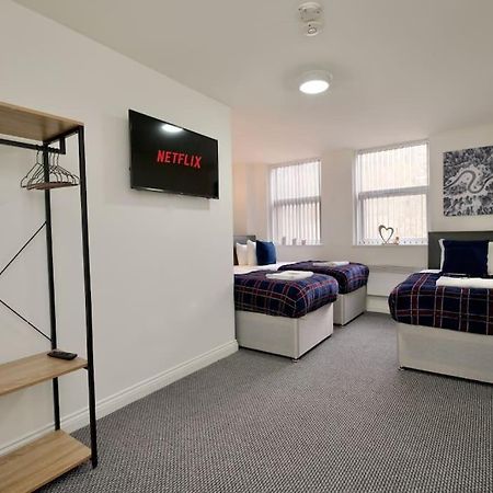 Gosford Park Studio 6 - Coventry Bagian luar foto
